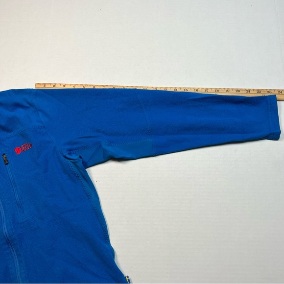 Fjallraven Full Zip High/mock Neck Sweater in Blue. - Picture 11 of 16